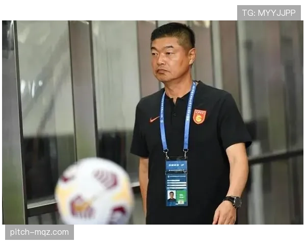 上海海港赛季攻防两端整体状态平稳,但近期战术运转仍需提升 上海海港赛季攻防两端整体状态平稳,但近期战术运转仍需提升